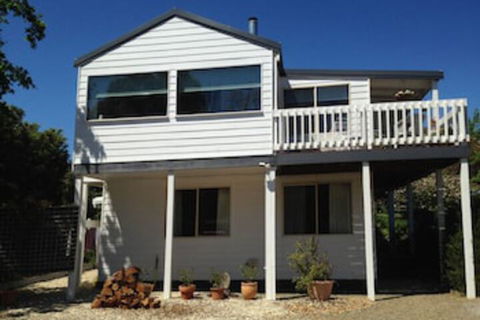 Yarraglen BnB - Gold Coast 0