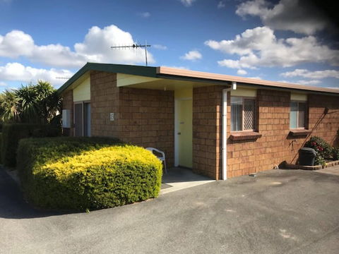 Kellraine Holiday Units - Tourism Gold Coast 0