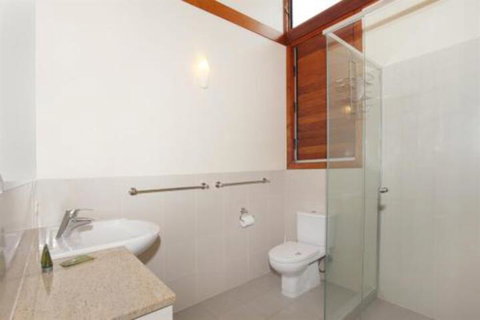 18 Northbeach Place Mudjimba Beach Pet Friendly Linen Included WIFI - Tourism Gold Coast 3