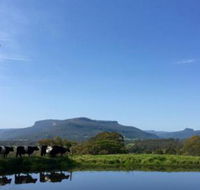 Minimbah Farm Cottages Family Farmstay choose from 2  3 bedroom Cottages  6 Bedroom House - Tourism Gold Coast