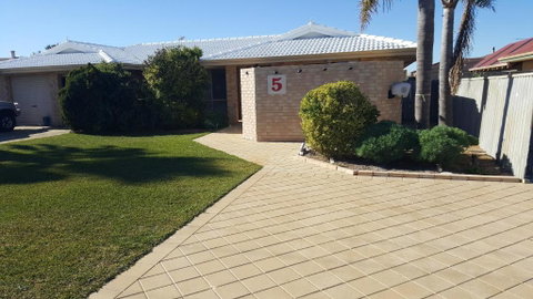 Alexander Drive B & B - Tourism Gold Coast 2