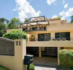 Terrigal Townhouse 1 / 21 Campbell Crescent Terrigal - Tourism Gold Coast