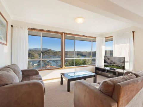 Inlet Views At The Loop - Tourism Gold Coast 6