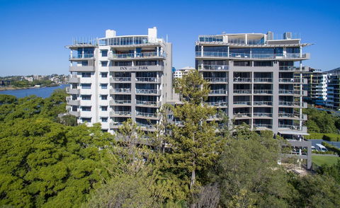 Inn On The Park Apartments - Tourism Gold Coast 2