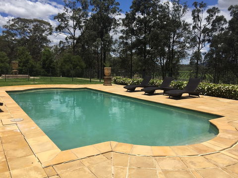 Villa Provence - Tourism Gold Coast 4