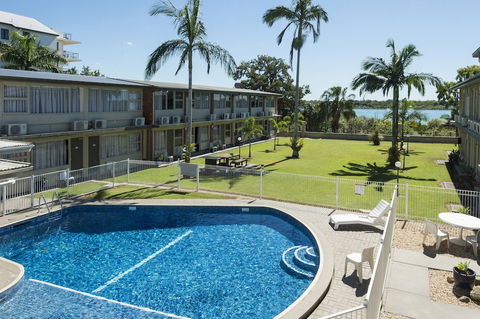 Mid City Motor Inn - Tourism Gold Coast 3