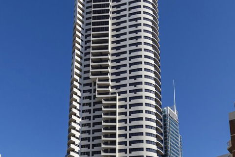 Meriton Suites Kent Street, Sydney - Tourism Gold Coast 1