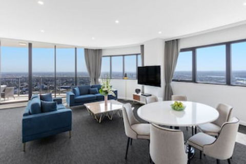 Meriton Suites Kent Street, Sydney - Tourism Gold Coast 0