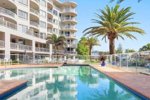 Kirra Beach Apartments - Tourism Gold Coast 0