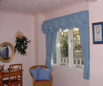 Riviera Bed And Breakfast - Tourism Gold Coast 6