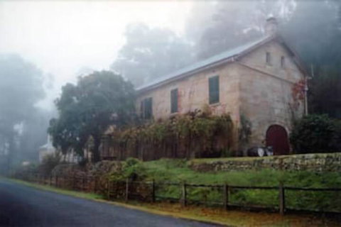 Tizzana Winery Bed & Breakfast - Tourism Gold Coast 0