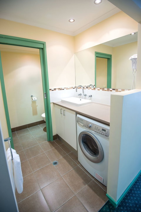 Tuscany Apartments - Tourism Gold Coast 1