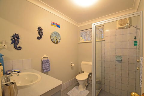 Broadwater Bed & Breakfast - Tourism Gold Coast 7