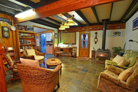 Broadwater Bed & Breakfast - Tourism Gold Coast 0