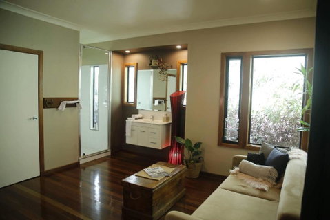 Treetops Retreat Cairns - Tourism Gold Coast 2