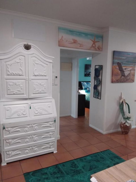 Jackies Holiday Apartment - Tourism Gold Coast 5