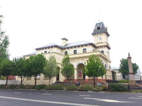 The Shopkeepers Quarters - Tourism Gold Coast 2
