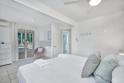 Decked Out By The Sea - Tourism Gold Coast 2