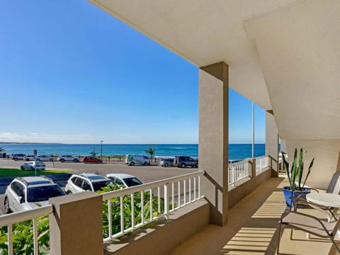Beachcomer Unit 2 The Entrance NSW - Tourism Gold Coast 5