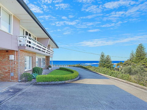 Toowoon Bay Beachside Unit Unit 4 - Tourism Gold Coast 3