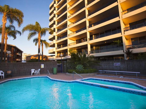 St Tropez Unit 9 The Entrance NSW - Tourism Gold Coast 1