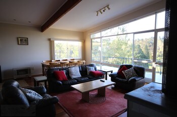Fairways Close - Tourism Gold Coast 6