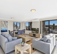 McGirr Penthouse Apartment - Tourism Gold Coast