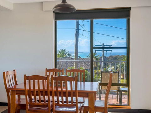 Sheridan Court On Wagonga - Tourism Gold Coast 1