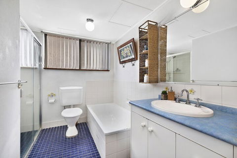 Sundowner Apartment 2 - Tourism Gold Coast 1