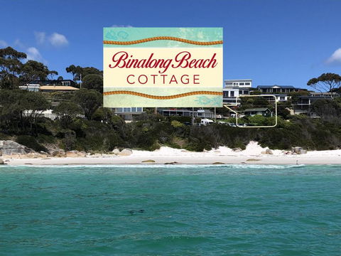 BURGESS COTTAGE King Bed For Couples - Tourism Gold Coast 6