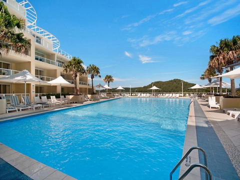 Bella Mare 2 Bedroom Ocean View Terrace Apt - Tourism Gold Coast 1