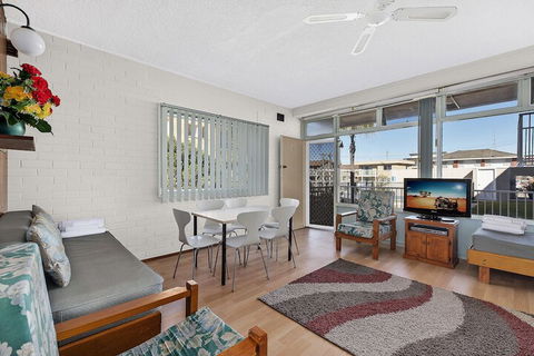 The Sands Apartment 6 - Tourism Gold Coast 4