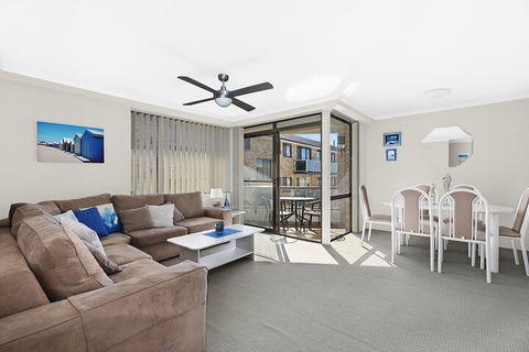 Golden Sands Apartment 10 - Tourism Gold Coast 3