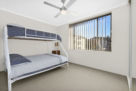 Golden Sands Apartment 10 - Tourism Gold Coast 4