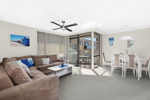 Sundowner Apartment 10 - Tourism Gold Coast 0