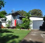 10 Double Island Drive Modern family home centrally located swimming pool  outdoor area - Tourism Gold Coast
