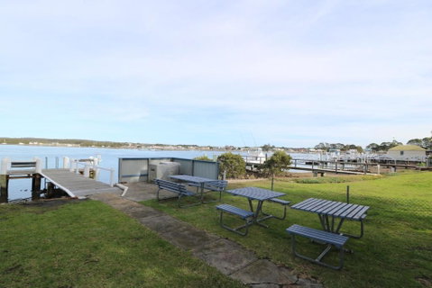 Waterfront Cottages - Tourism Gold Coast 4