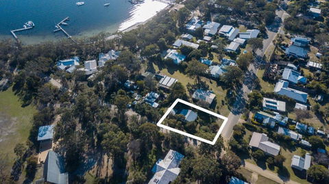 Kambera Pet Friendly Cottage On Raymond Island - Tourism Gold Coast 3