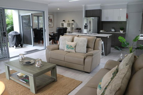 53 Northbeach Place Mudjimba - Tourism Gold Coast 3