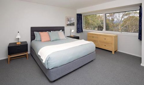 Silvertop Chalet - Gold Coast 2