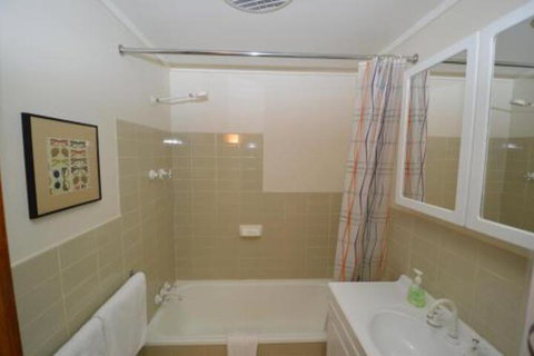 Tombarra 4B 2 - Gold Coast 7