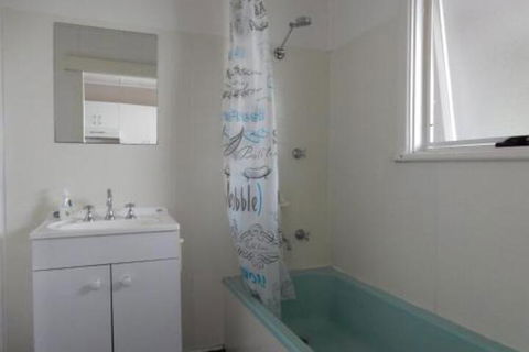 1 / 9 Donlan Rd Donlans Delight - Tourism Gold Coast 5