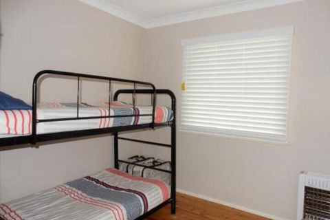 1 / 9 Donlan Rd Donlans Delight - Tourism Gold Coast 3