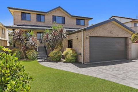 North Entrance Beach House - Tourism Gold Coast 0