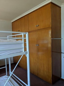 Young Budget Accommodation - Tourism Gold Coast 6