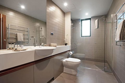 Yacht Club Villa 33 Serenity 4 Bedroom 4 Bathroom House Ocean Views 2 Buggies - Tourism Gold Coast 2