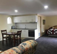 Tinder Lodge Studio - Gold Coast