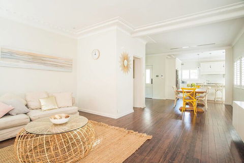 Ultimate Sandringham Beach Front Luxury House - Tourism Gold Coast 5