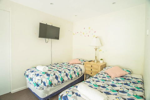 Ultimate Sandringham Beach Front Luxury House - Tourism Gold Coast 4