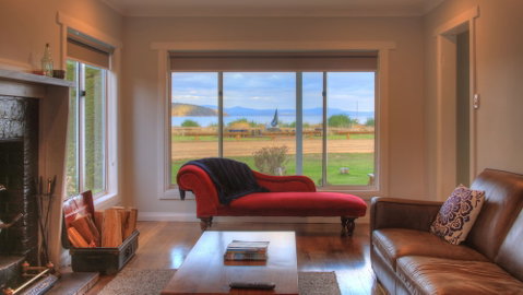 Castaway Cottage - Essentially Tas - Tourism Gold Coast 4